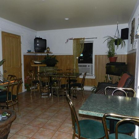 Auberge Chez Caro Sacre-Coeur Екстер'єр фото