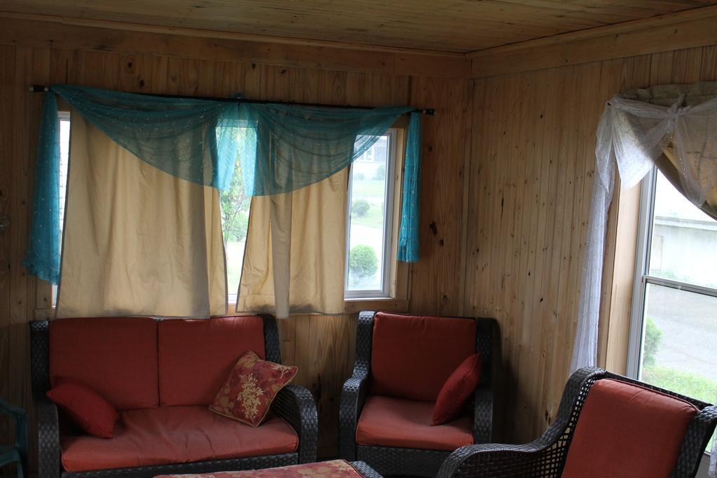 Auberge Chez Caro Sacre-Coeur Екстер'єр фото